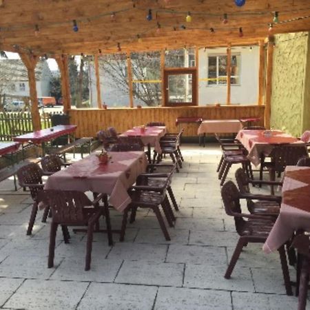 Landgasthof zur Krone Krautheim Exterior foto