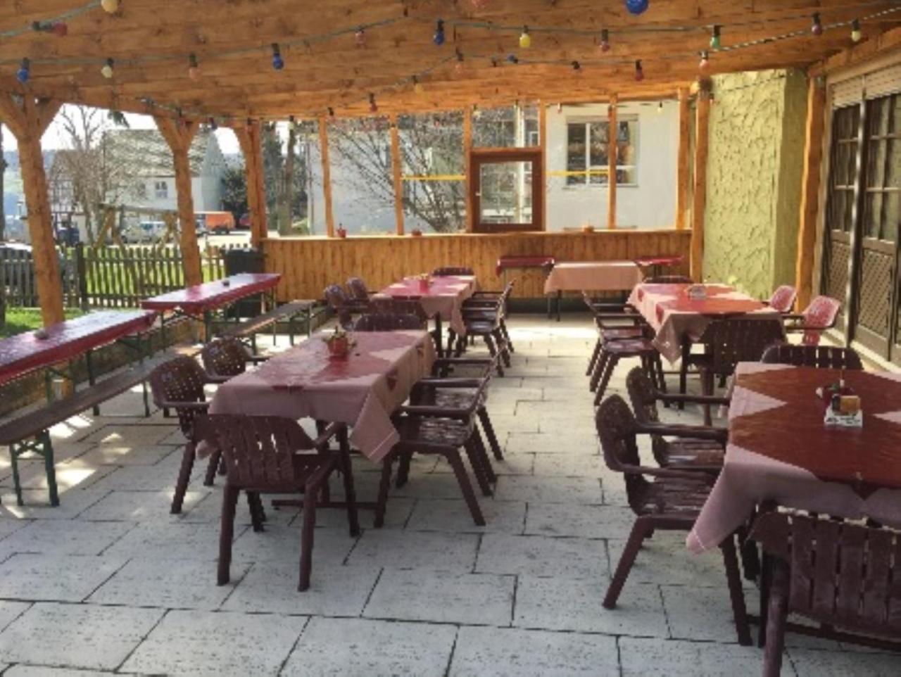Landgasthof zur Krone Krautheim Exterior foto